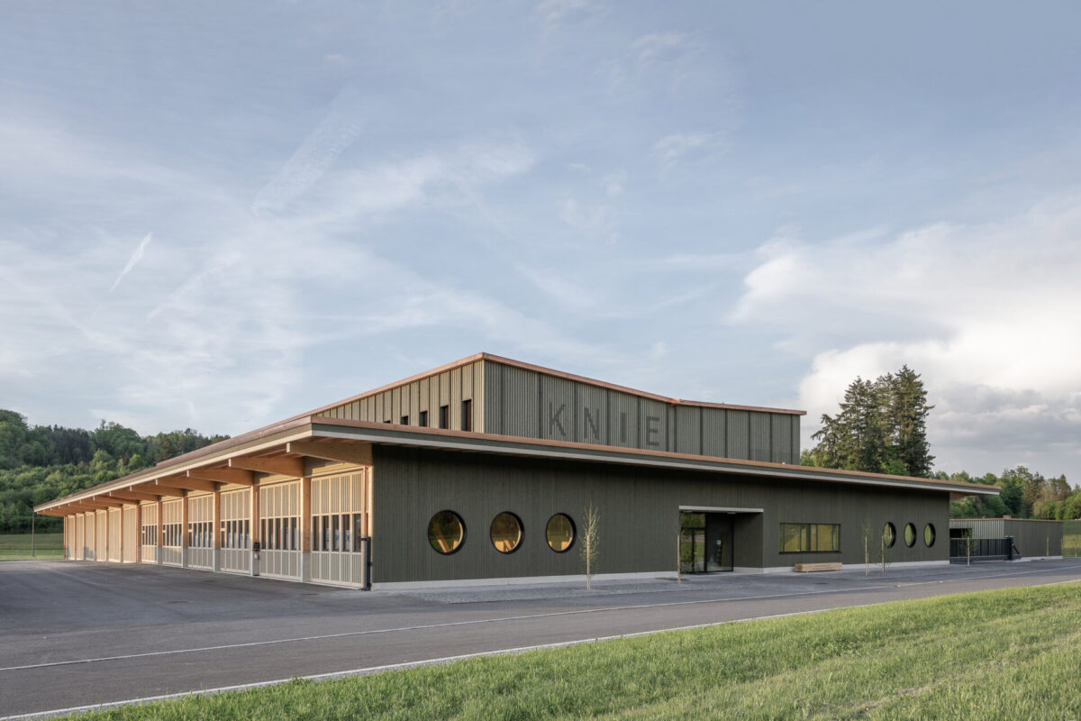 Ersatzneubau, Wagen